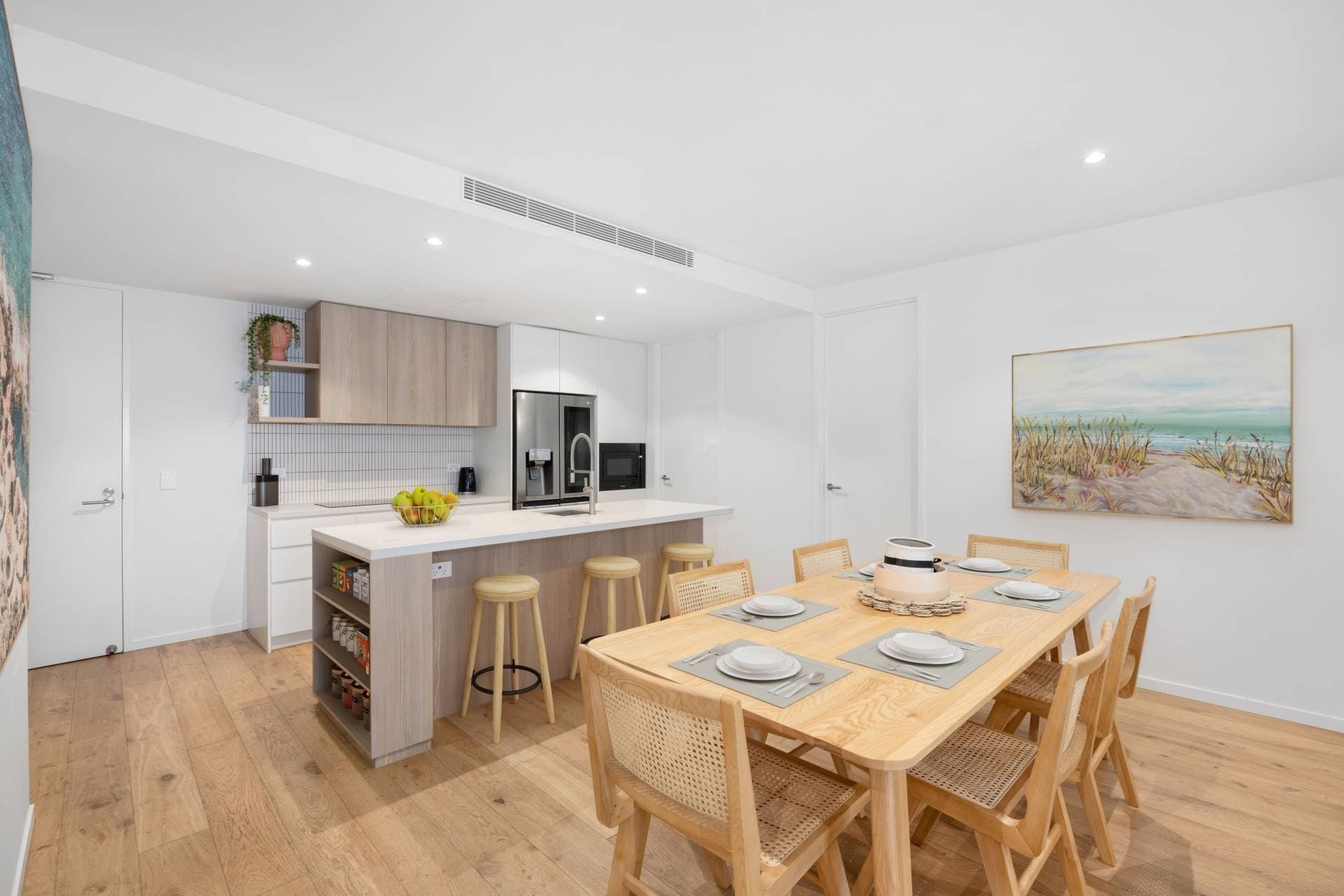 242, 131 Coolum Terrace, Coolum Beach - Thumbnail 3