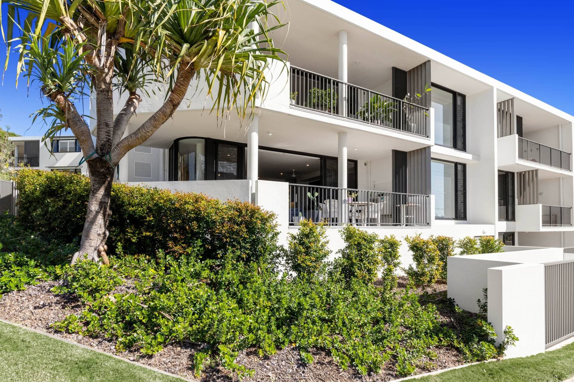 6, 1 Barra Crescent, Coolum Beach - Image 1