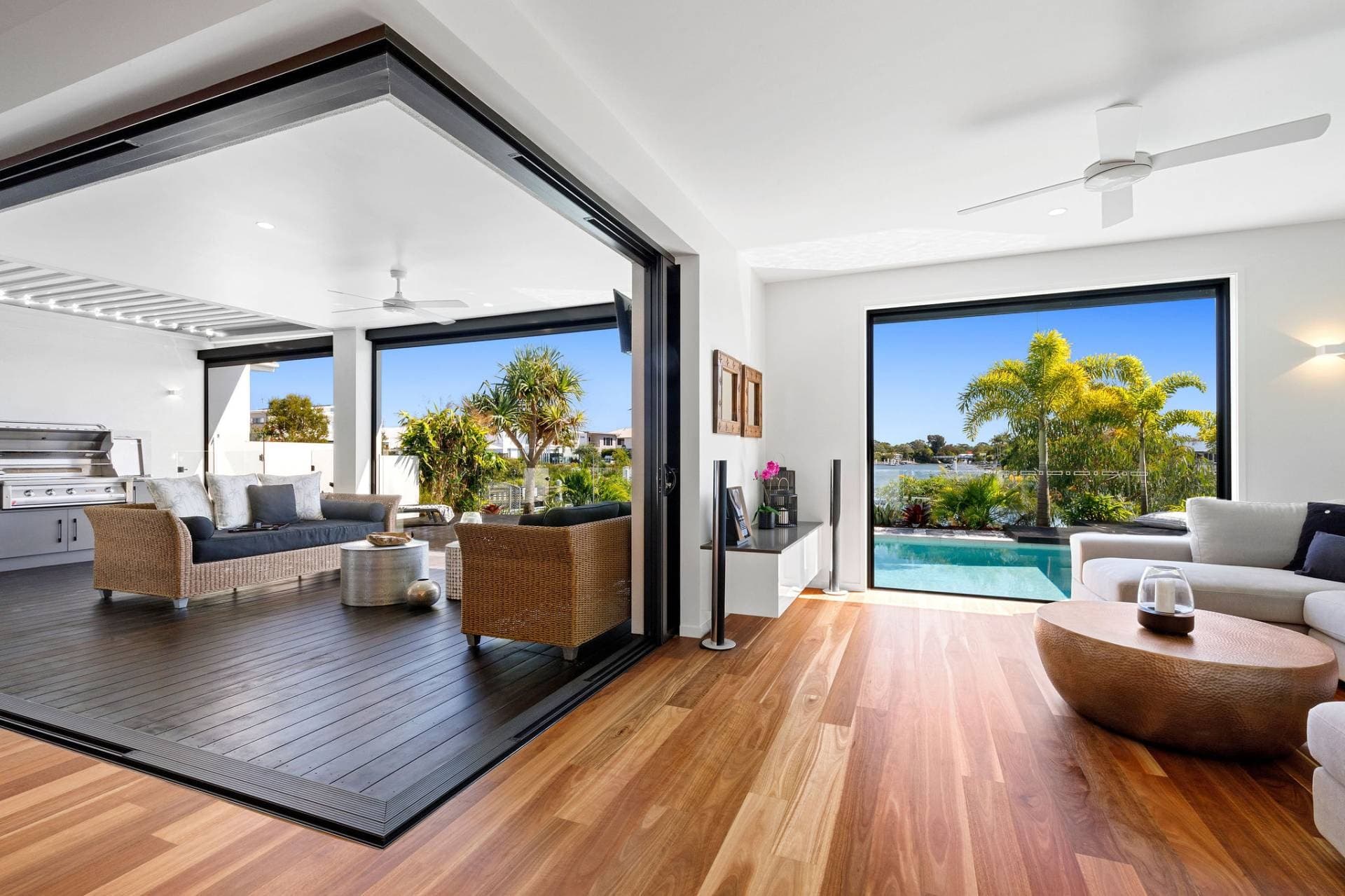 22 Riviera Place, Mountain Creek - Thumbnail 6