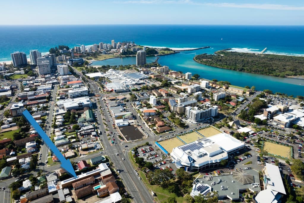 8/117 Wharf Street, Tweed Heads - Thumbnail 2