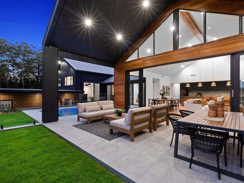 24 Kensington  Lane, Tanawha - Thumbnail 3