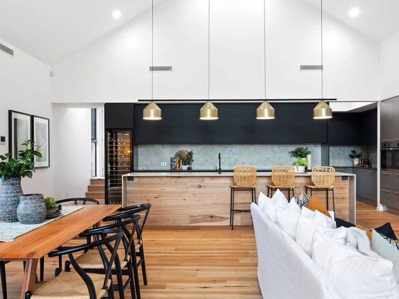 24 Kensington  Lane, Tanawha - Thumbnail 6