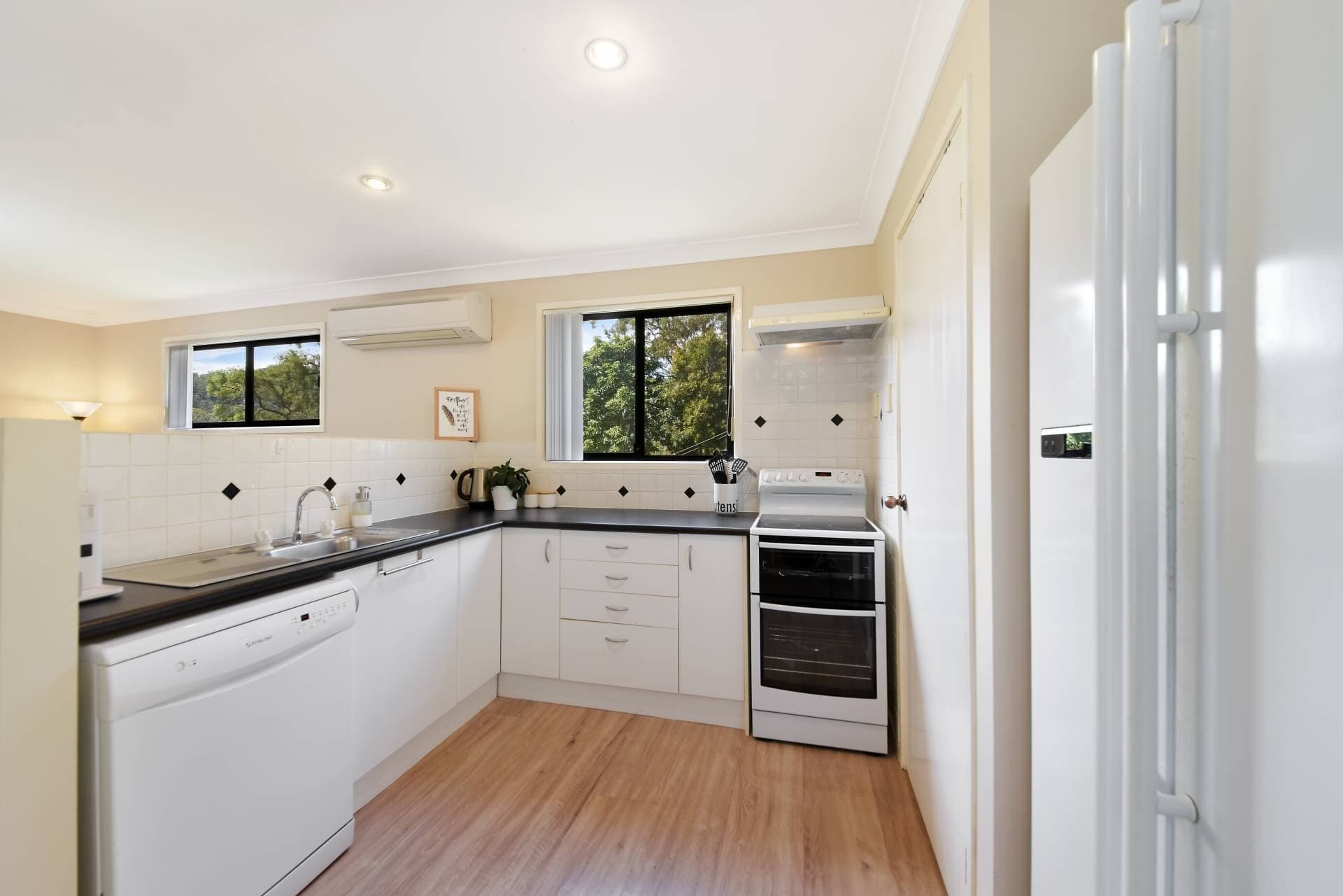 526 Settlers Rd, Lower Macdonald - Thumbnail 4