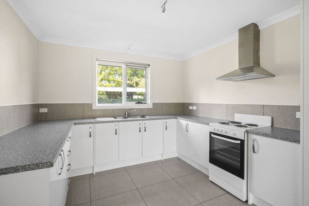 2/19 Birdwood Street, Mowbray - Image 1