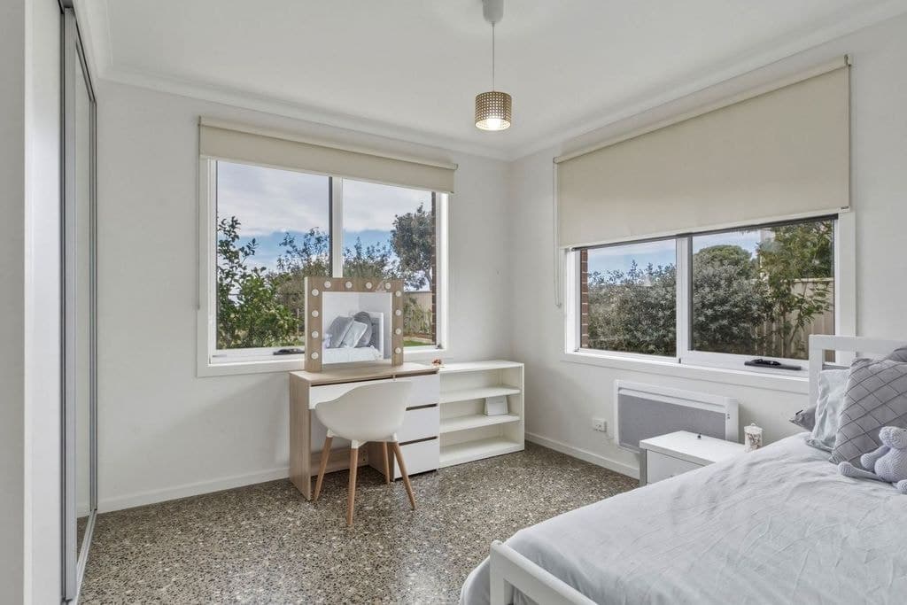 29 Bowman Drive, Penguin - Thumbnail 4