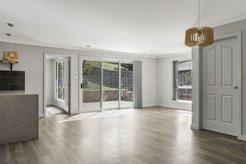 93 Parklands Parade, Newnham - Thumbnail 4