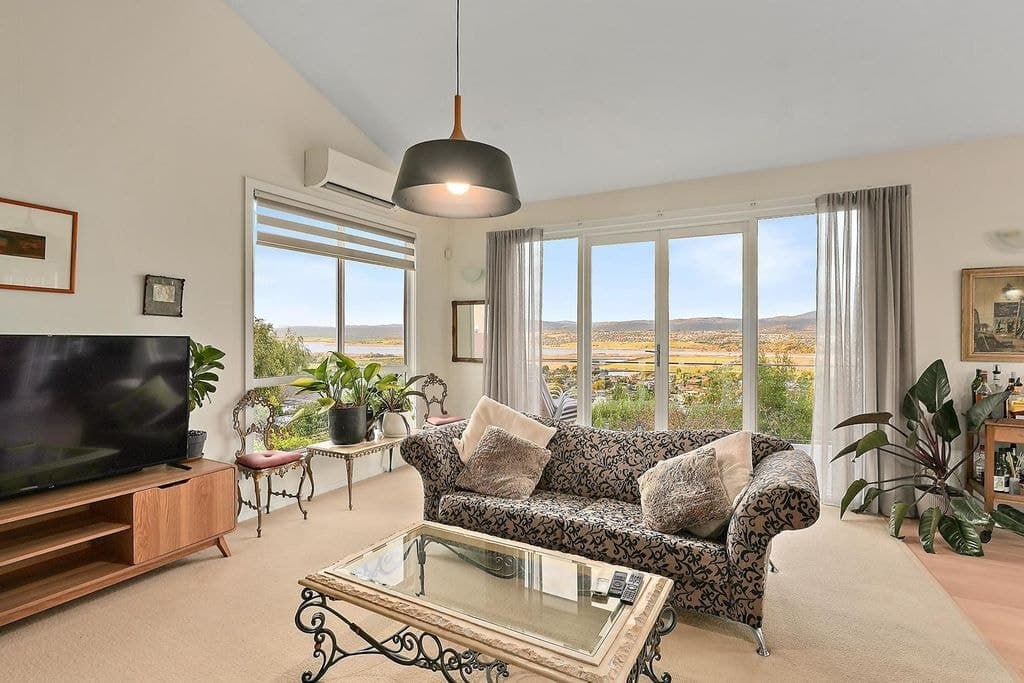 46 Rannoch Avenue, Riverside - Image 1