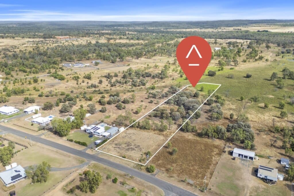 264 Chudleigh Drive, Emerald - Thumbnail 3