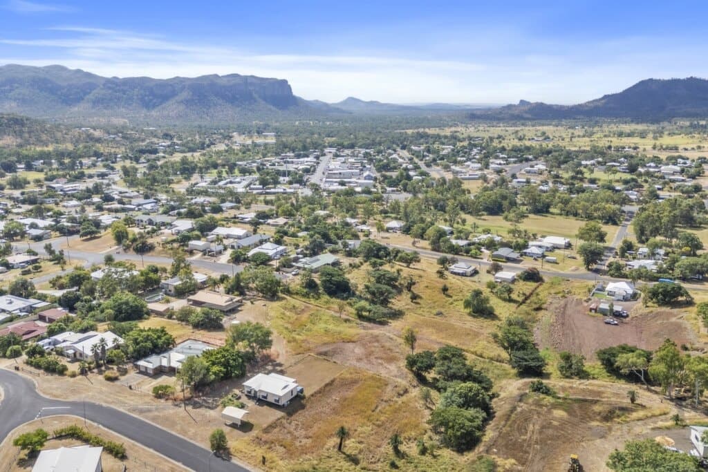 62B Dame Street, Springsure - Thumbnail 4