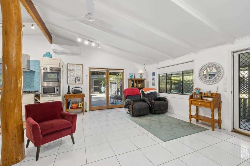 61 Annie Drive, Cawarral - Thumbnail 2