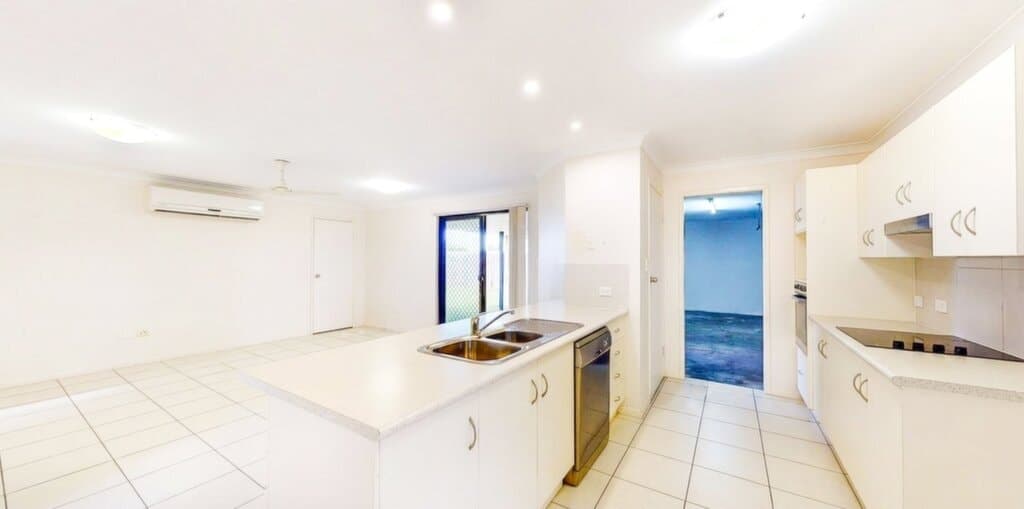34 Bronco Crescent, Gracemere - Thumbnail 3