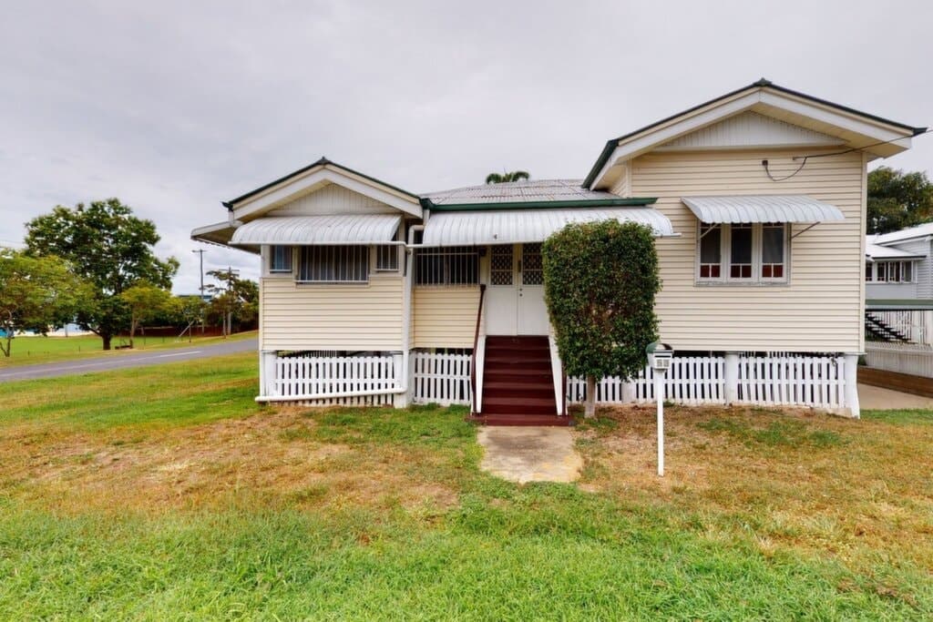 53 Albert Street, The Range - Image 1
