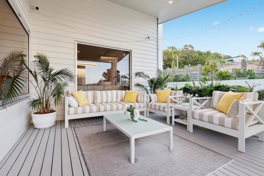 21 Buccaneer Avenue, Lammermoor - Thumbnail 8