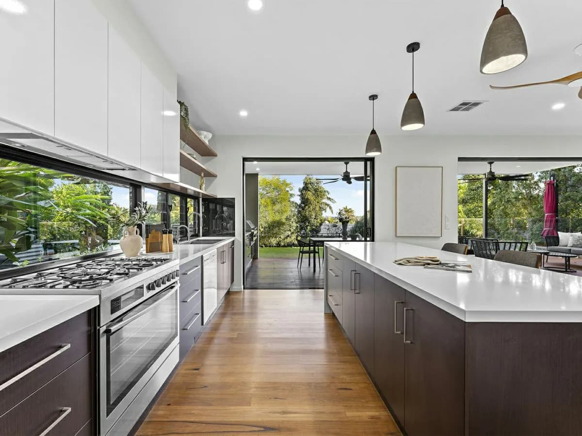 11 Tennyson Street, NORMAN PARK, Norman Park - Thumbnail 8