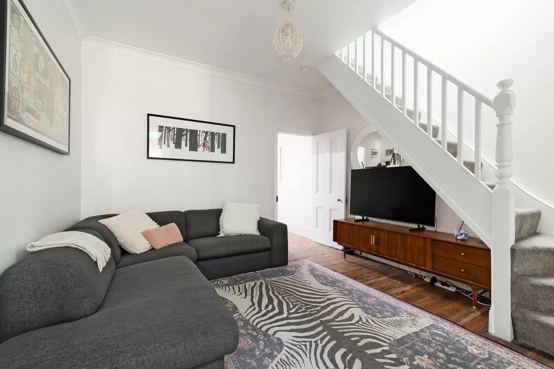 61 Sutherland Street, St Peters - Thumbnail 3