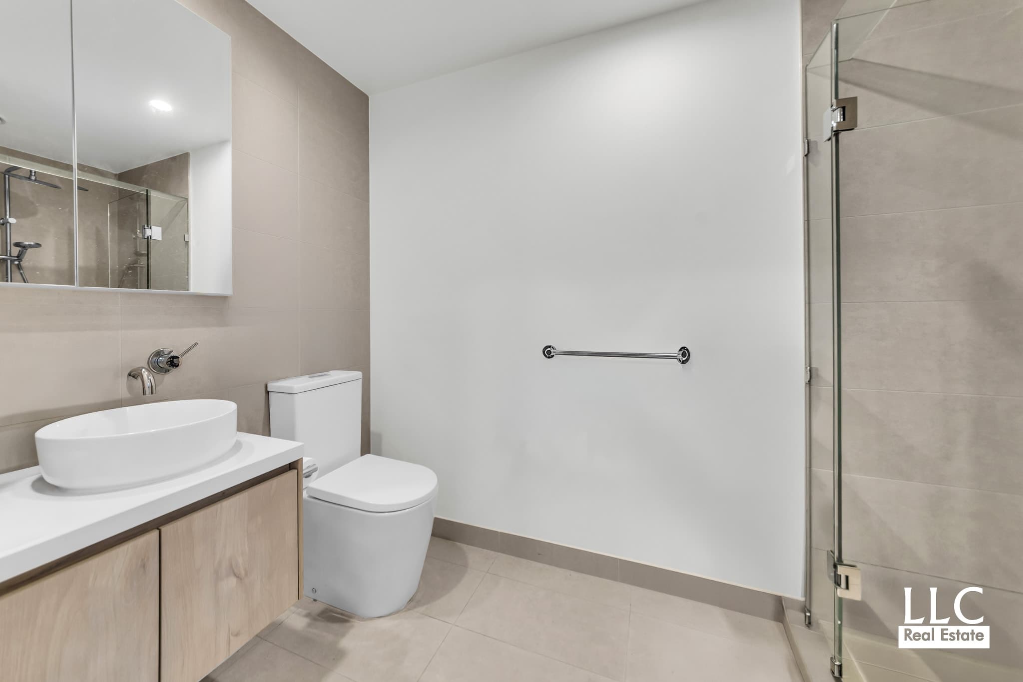 211/162 Whitehorse Road, Blackburn - Thumbnail 7
