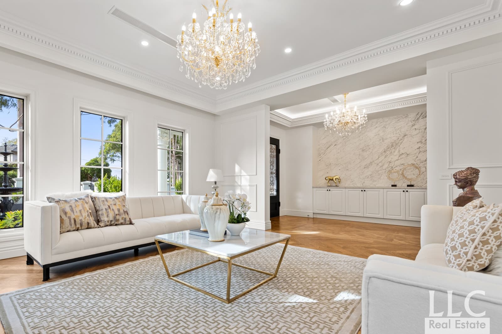 C52/2 Creswick Street, Glen Waverley - Thumbnail 2