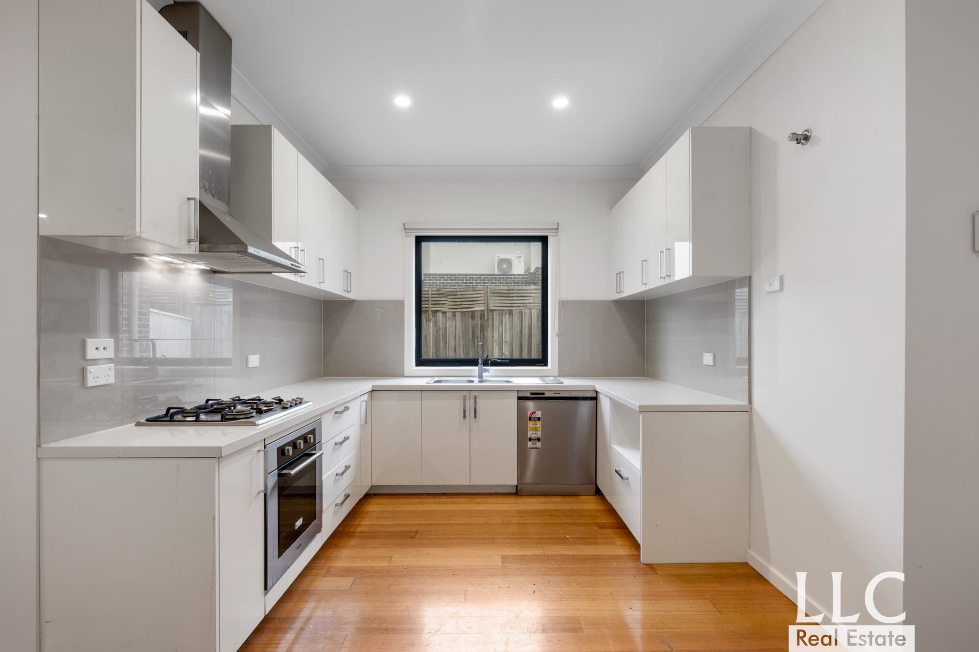 2/132 Highbury Road, Burwood - Thumbnail 3