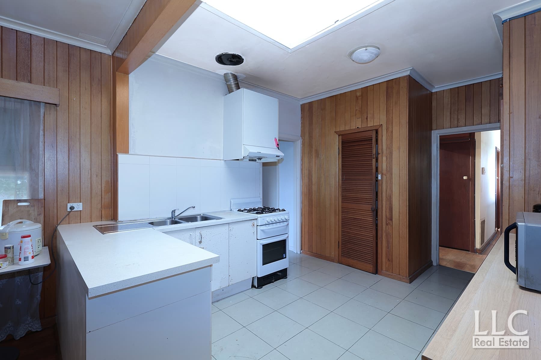 20 Lindwall Street, Glen Waverley - Thumbnail 2