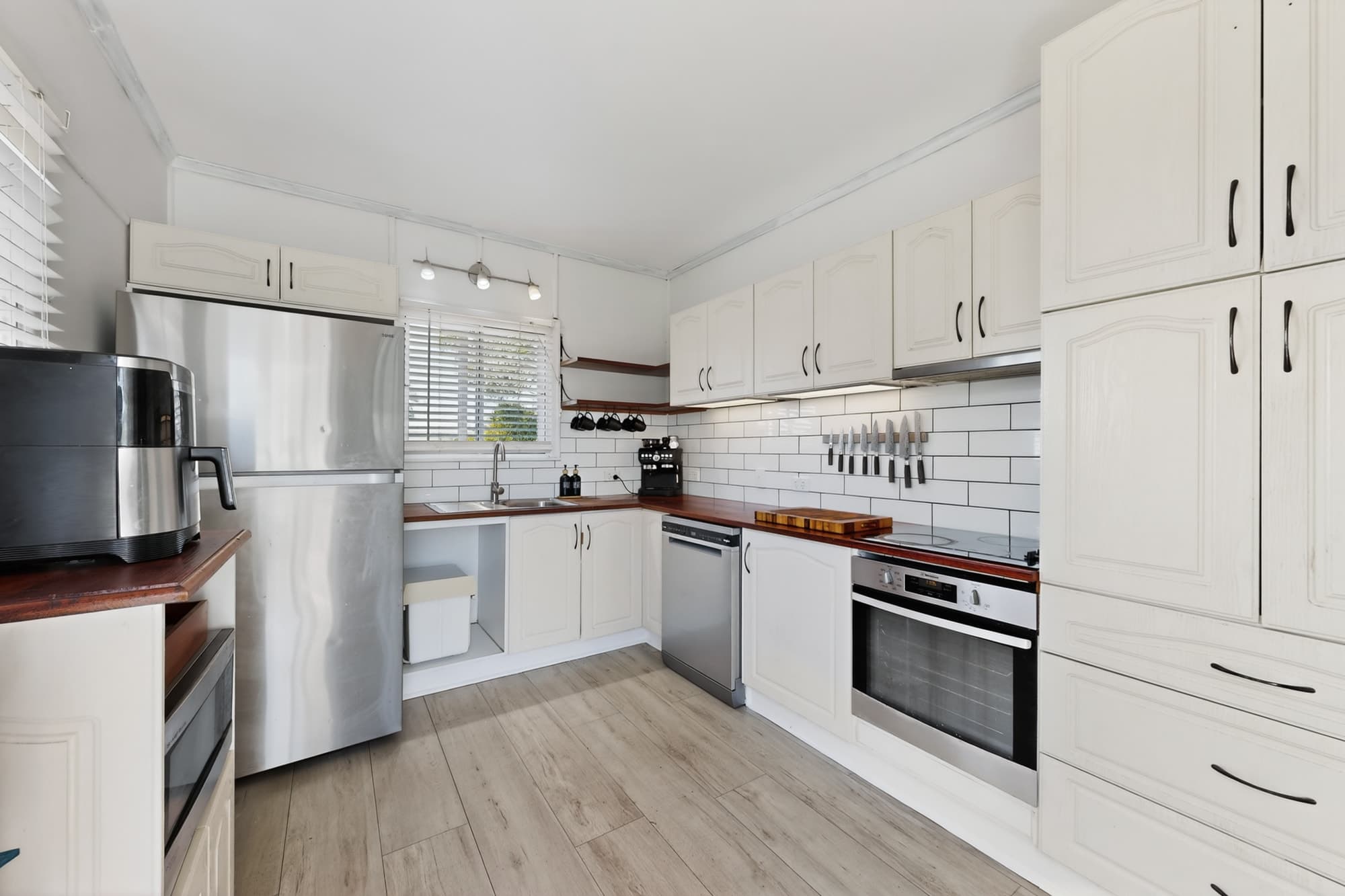 11 Lichfield Street, CARINA QLD 4152, Carina - Thumbnail 6