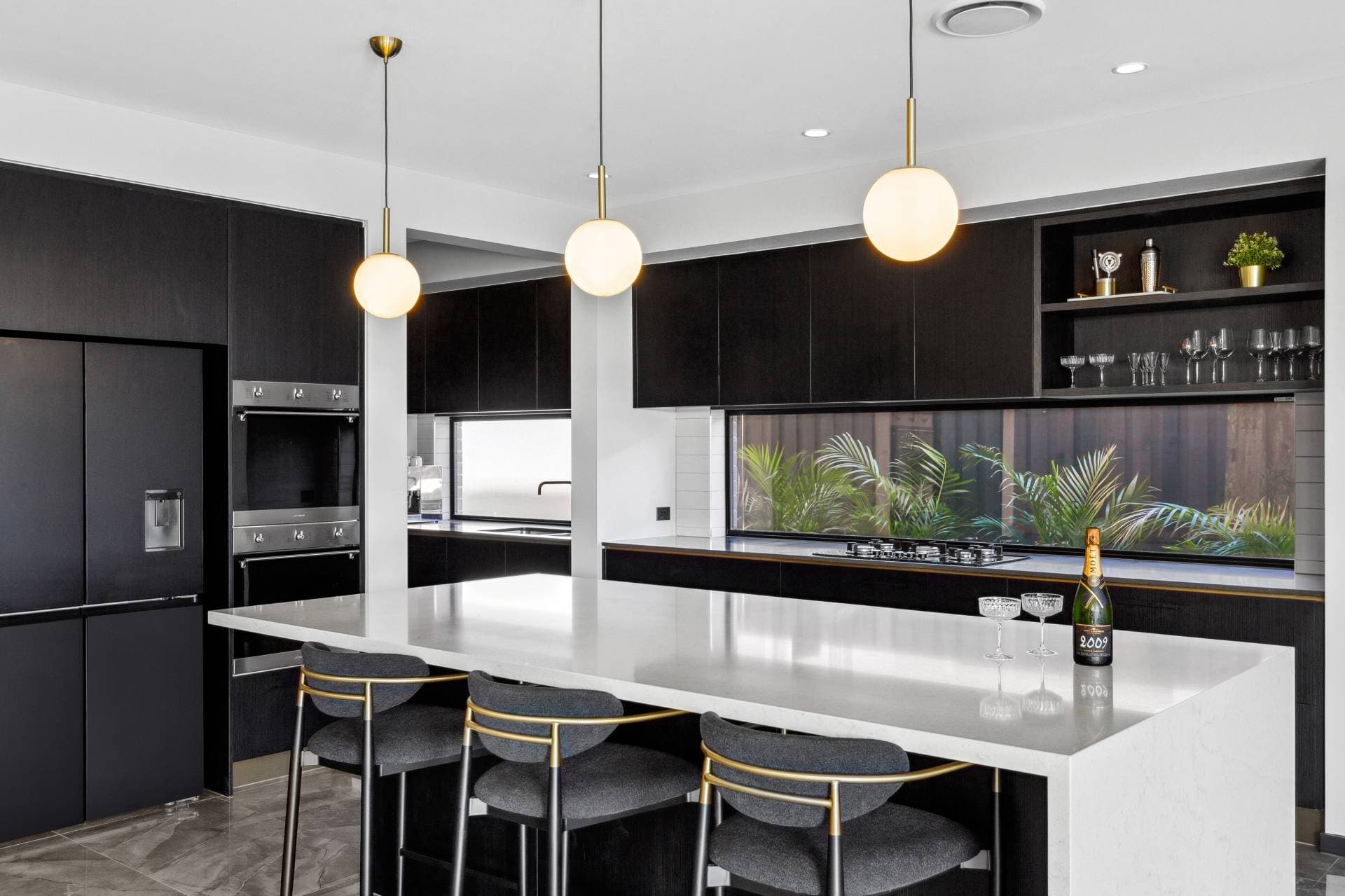 3 Cocos Crescent, Banya - Thumbnail 5