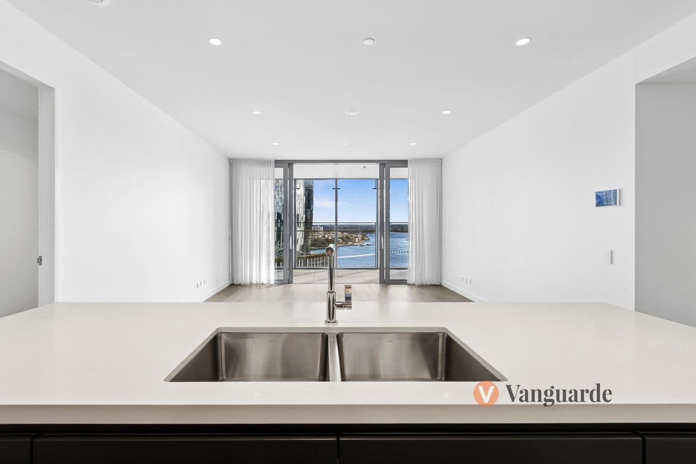 16C/6 Watermans Quay, Barangaroo - Thumbnail 5