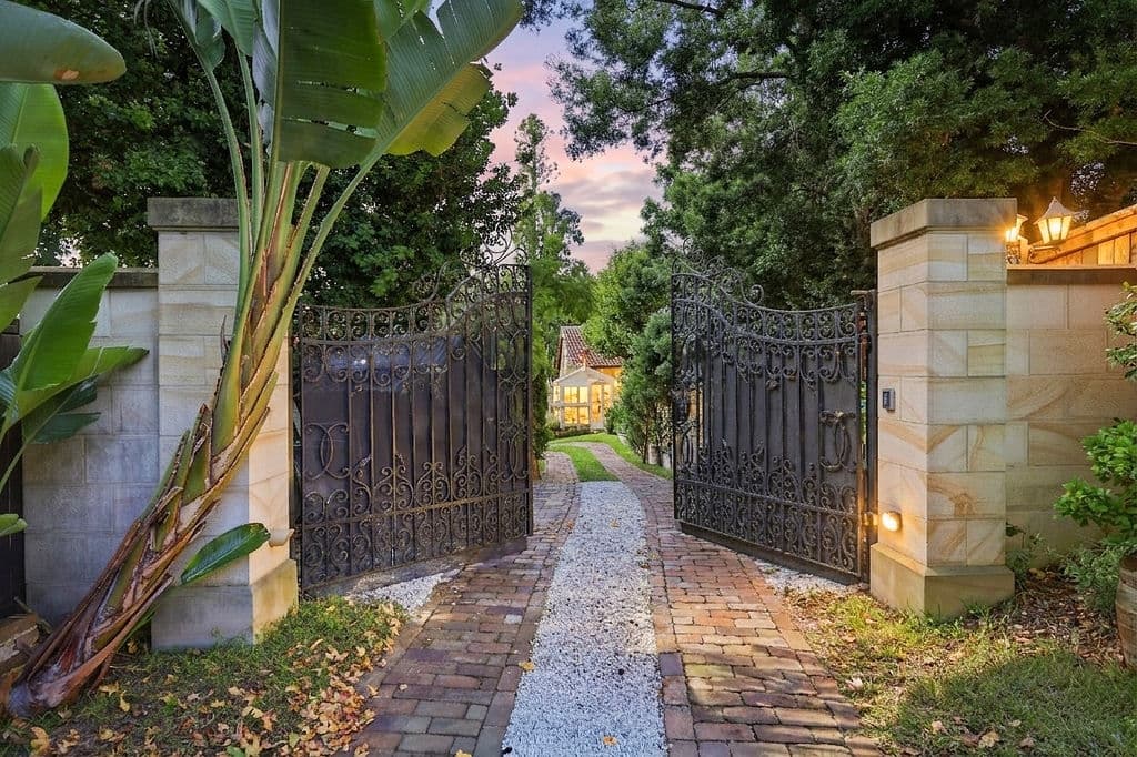 3 Thompson Square, Windsor  NSW  2756, Windsor - Thumbnail 2