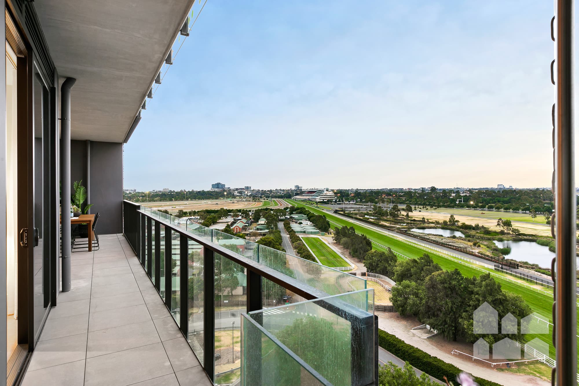 611/526 Epsom Road, Flemington - Thumbnail 2