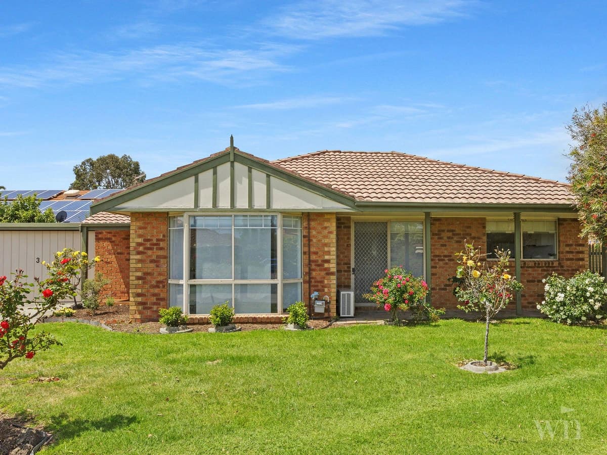 3/113 Country Club Drive, Safety Beach - Image 1