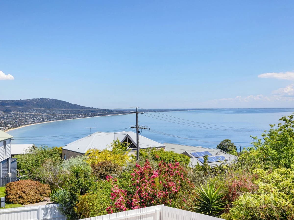 13 Wyuna Court, Mount Martha - Thumbnail 2