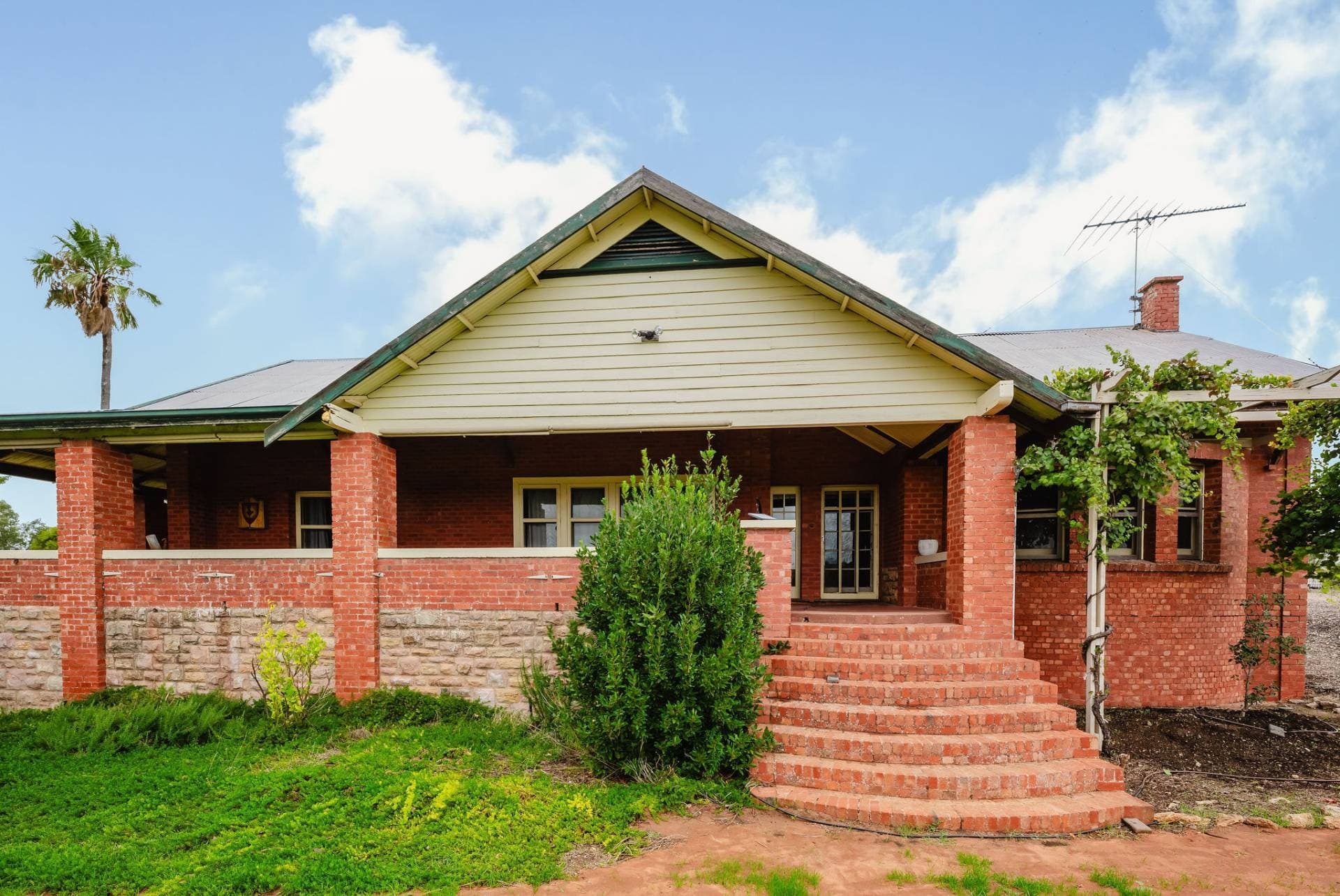 28 Quondong Road, Undalya - Image 1