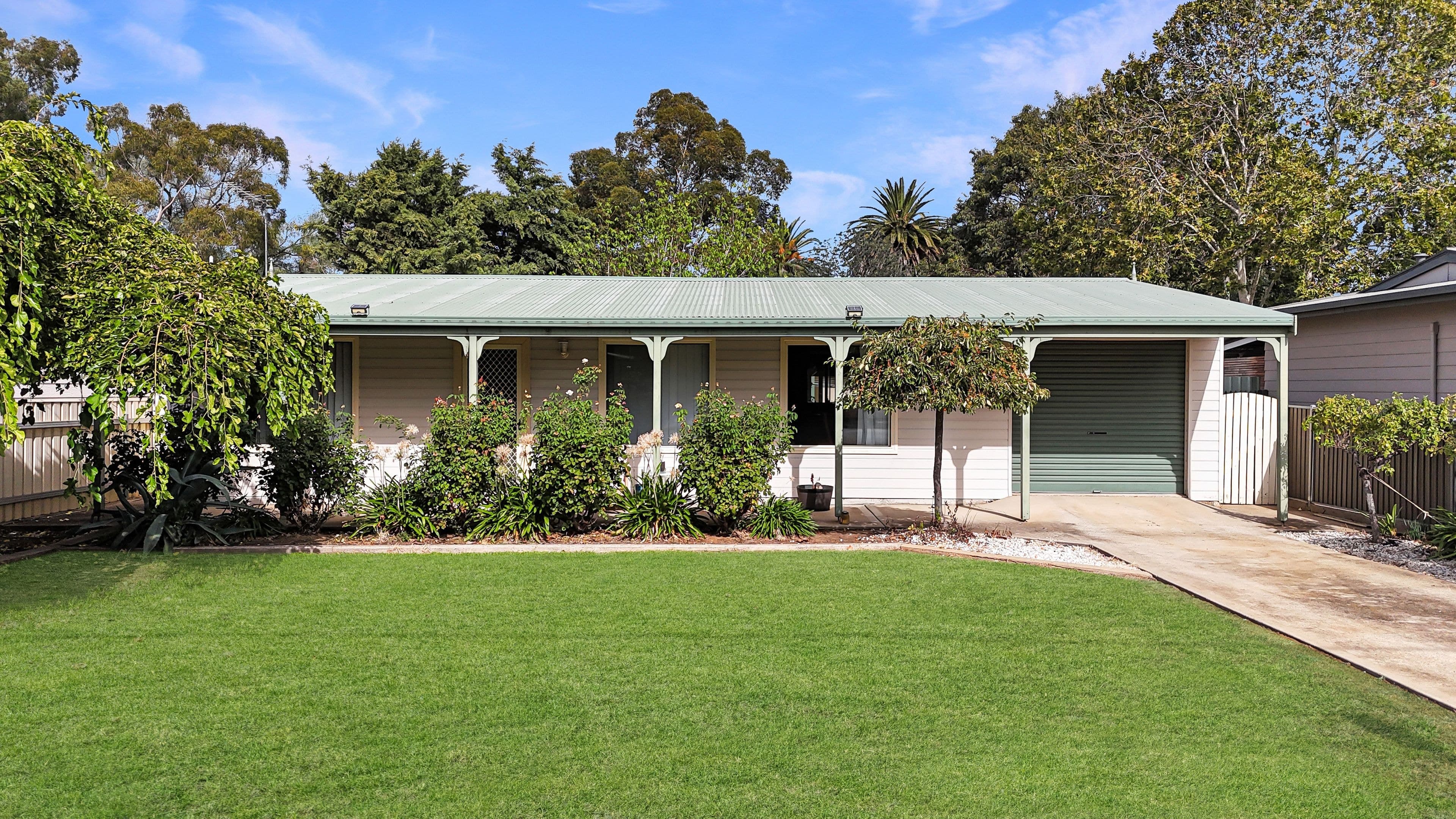 4 Campbell Street, Darlington Point NSW 2706, Darlington Point - Thumbnail 2