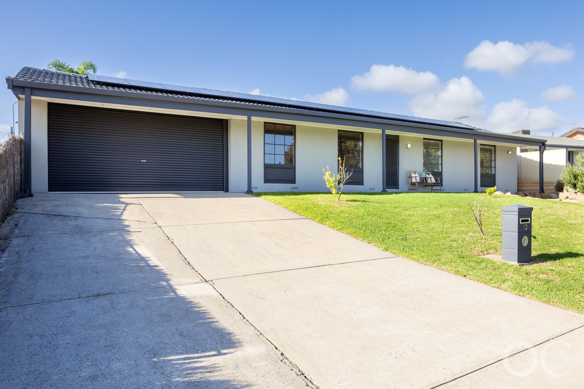 12 Koomooloo Crescent, Hallett Cove - Thumbnail 2