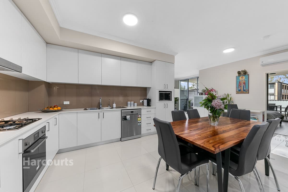 15/8-10 St Andrews Street, Dundas NSW, Dundas - Image 1