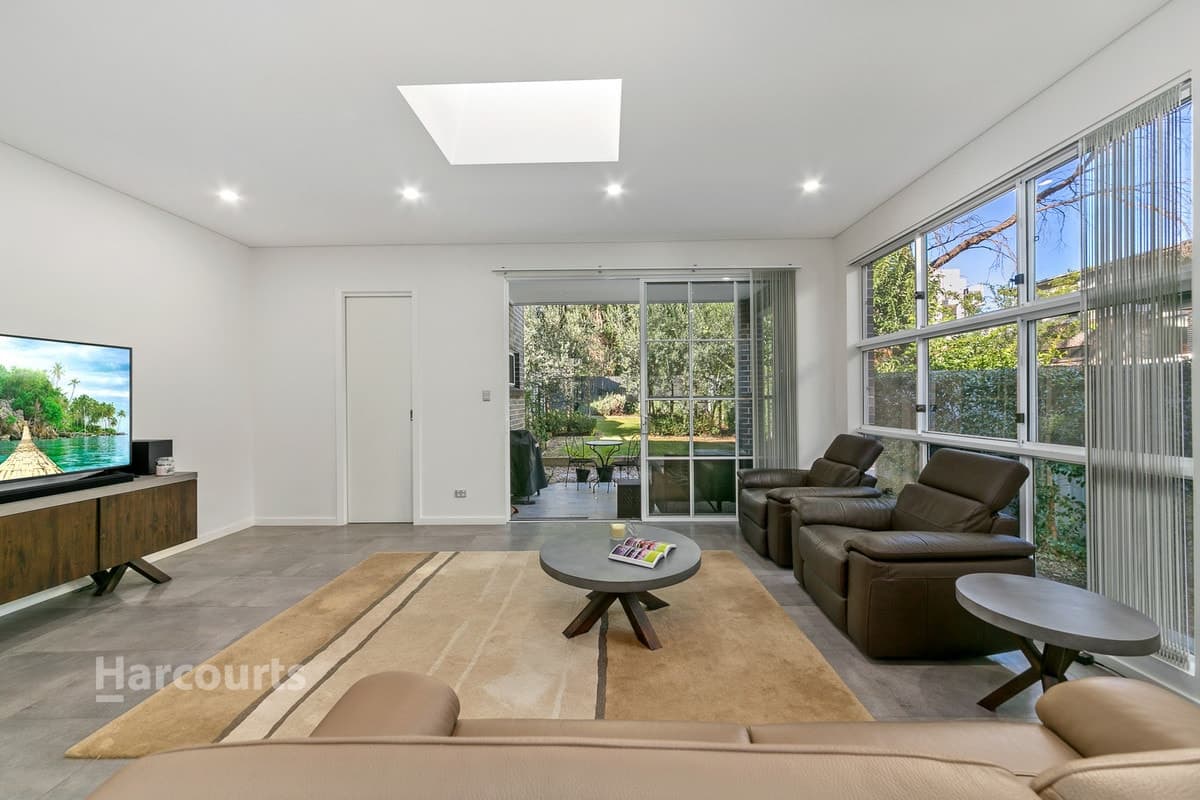 27 Broadoaks Street, Ermington NSW, Ermington - Thumbnail 3