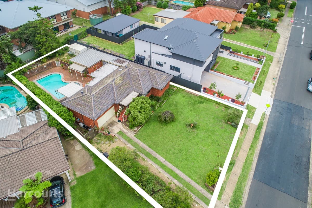 24 Dryden Avenue, Carlingford NSW, Carlingford - Image 1