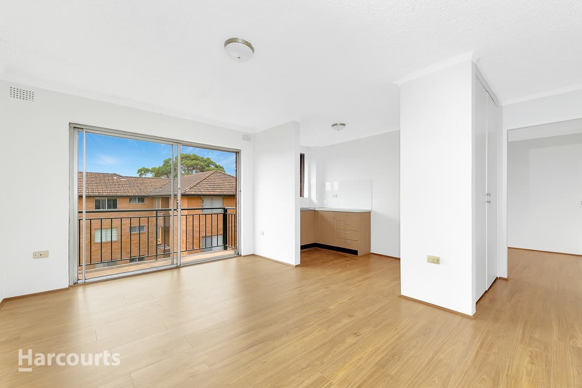 11/16 Maxim Street, West Ryde NSW, West Ryde - Image 1