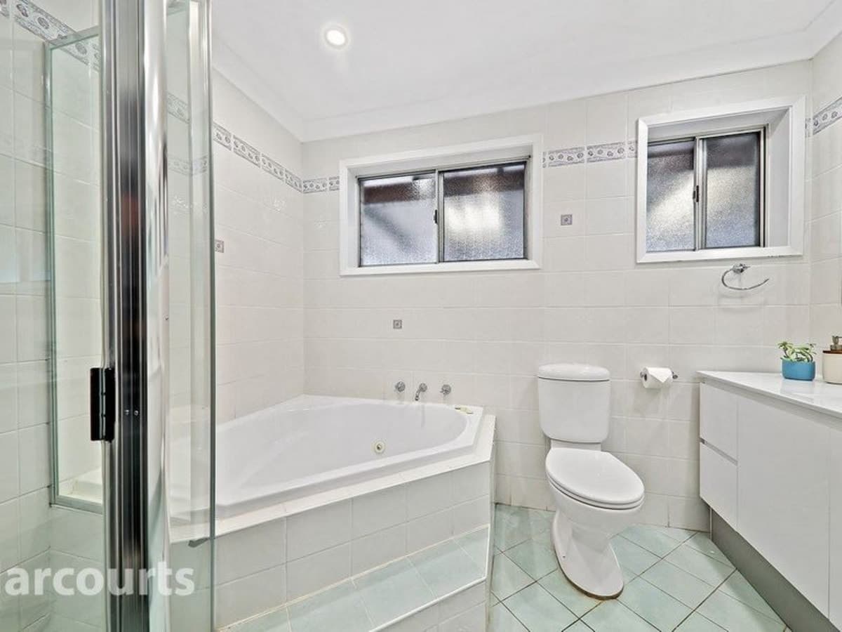 34 Iona Avenue, NORTH ROCKS NSW, North Rocks - Thumbnail 3