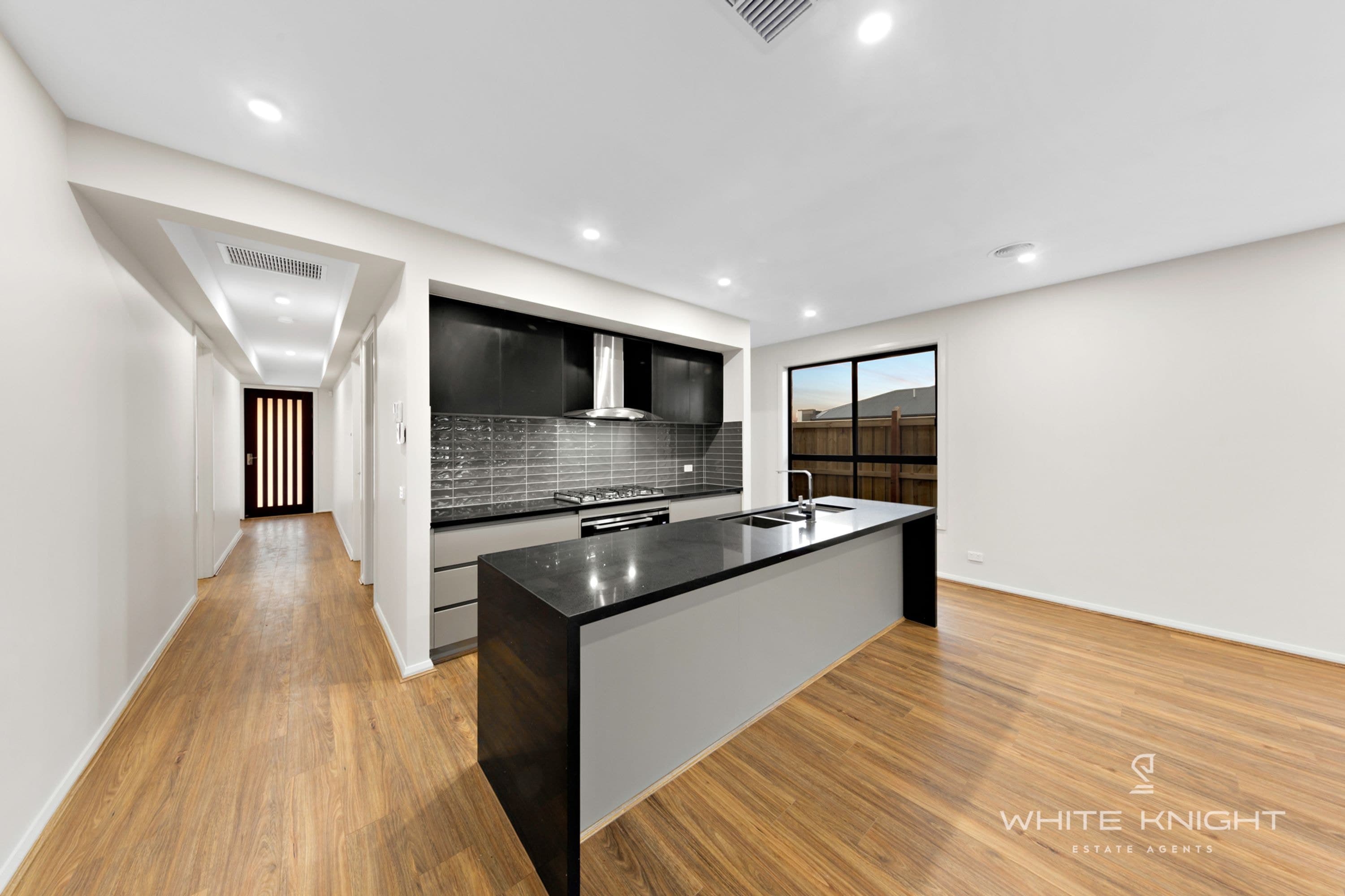 76 Gray Court, Deanside VIC 3336, Deanside - Thumbnail 3