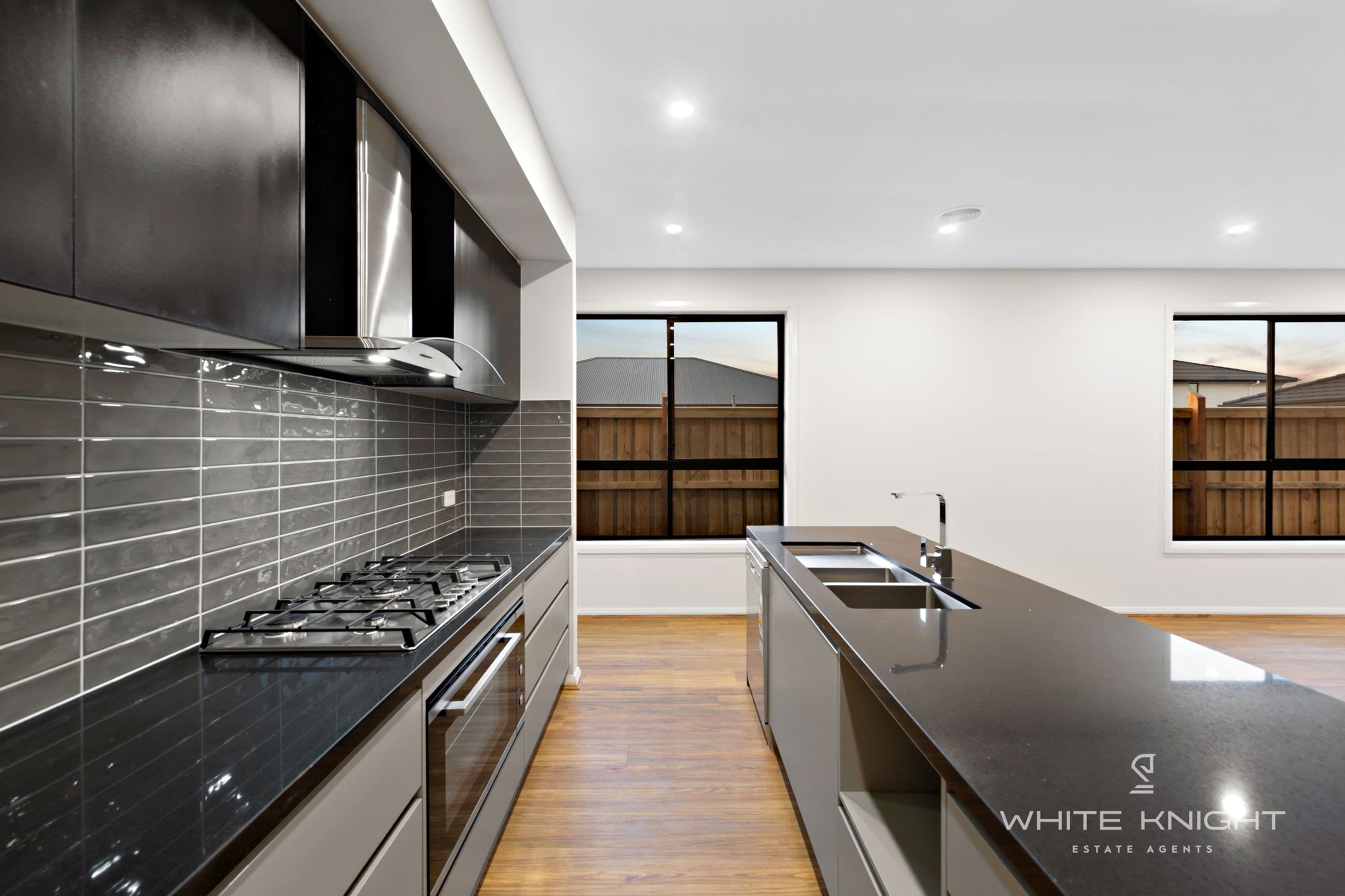 76 Gray Court, Deanside VIC 3336, Deanside - Thumbnail 4
