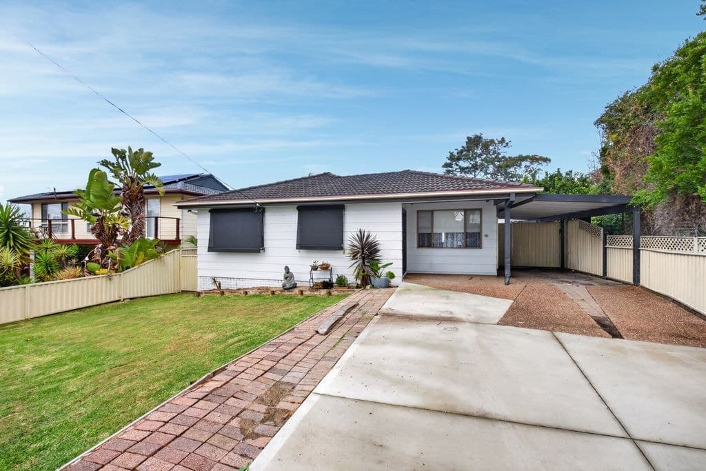 48 Carinya Street, Charmhaven - Image 1