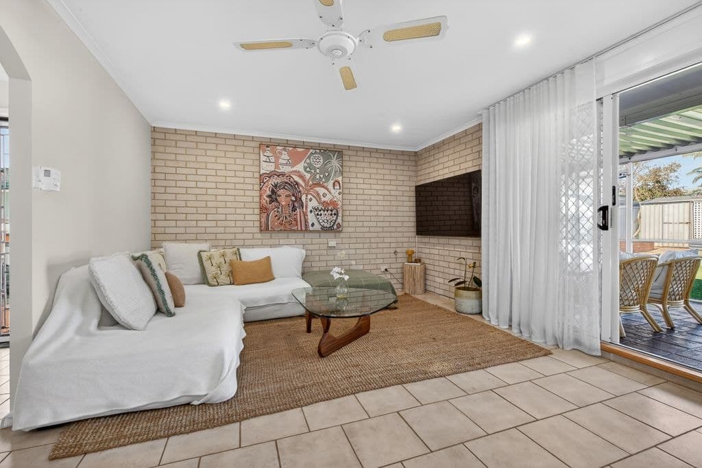 9 Barnard Crescent, Toukley - Thumbnail 3