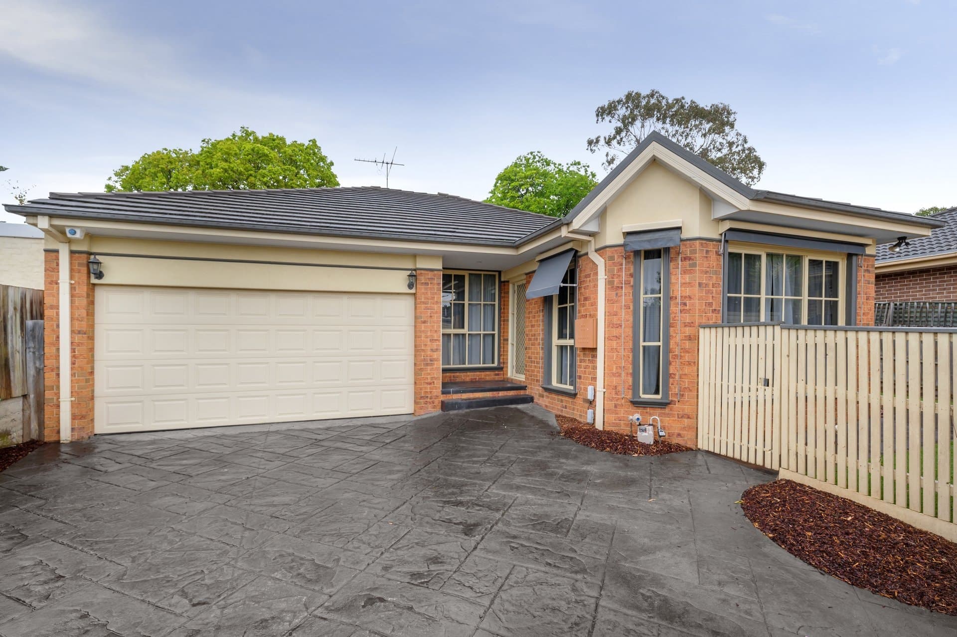 2/22 Wilton Street, Blackburn North, Blackburn North - Image 1