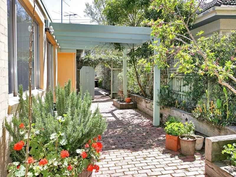 27a Austin Avenue, Elwood, Elwood - Thumbnail 2