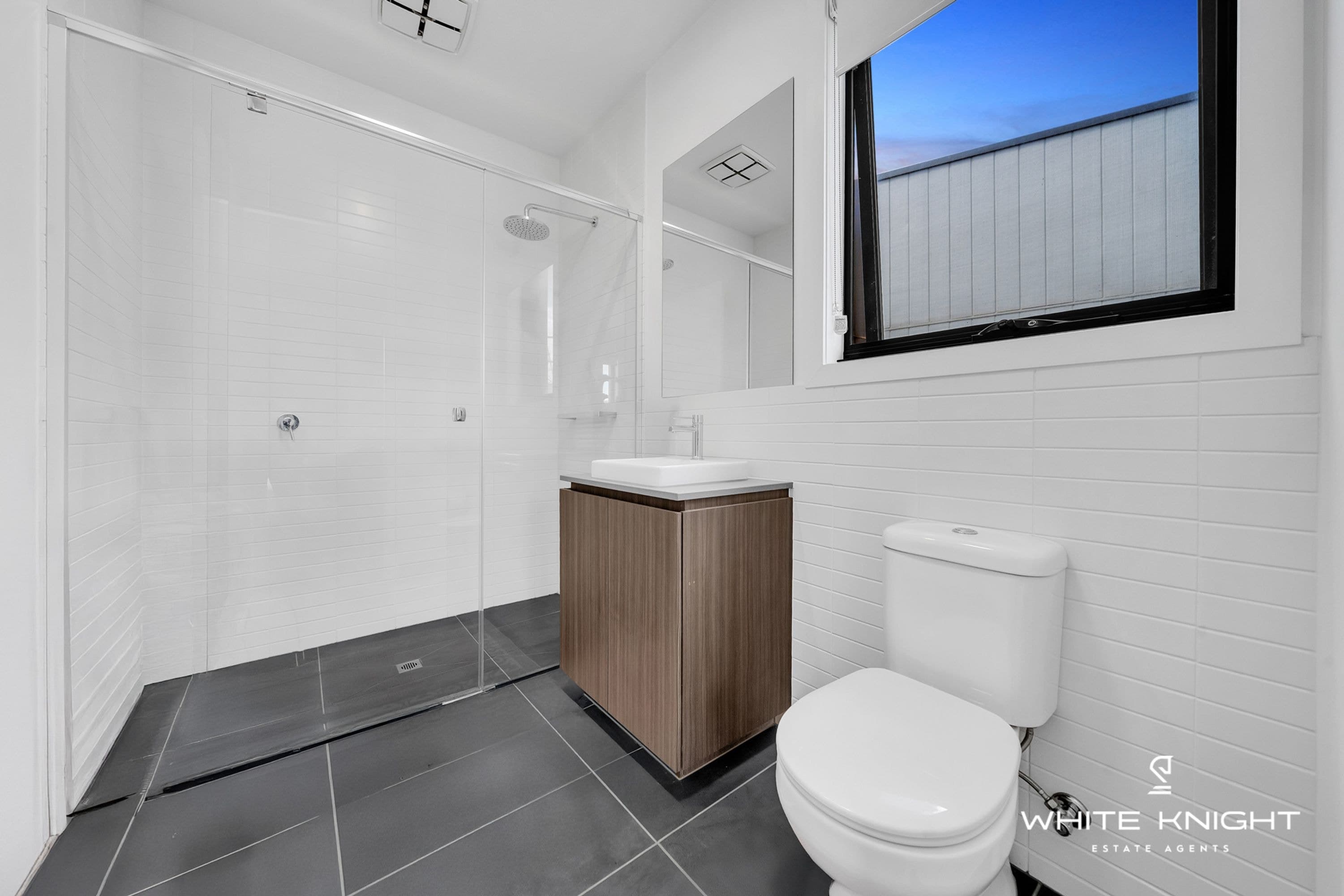 77 Oakden Crescent, St Albans VIC 3021, St Albans - Thumbnail 2