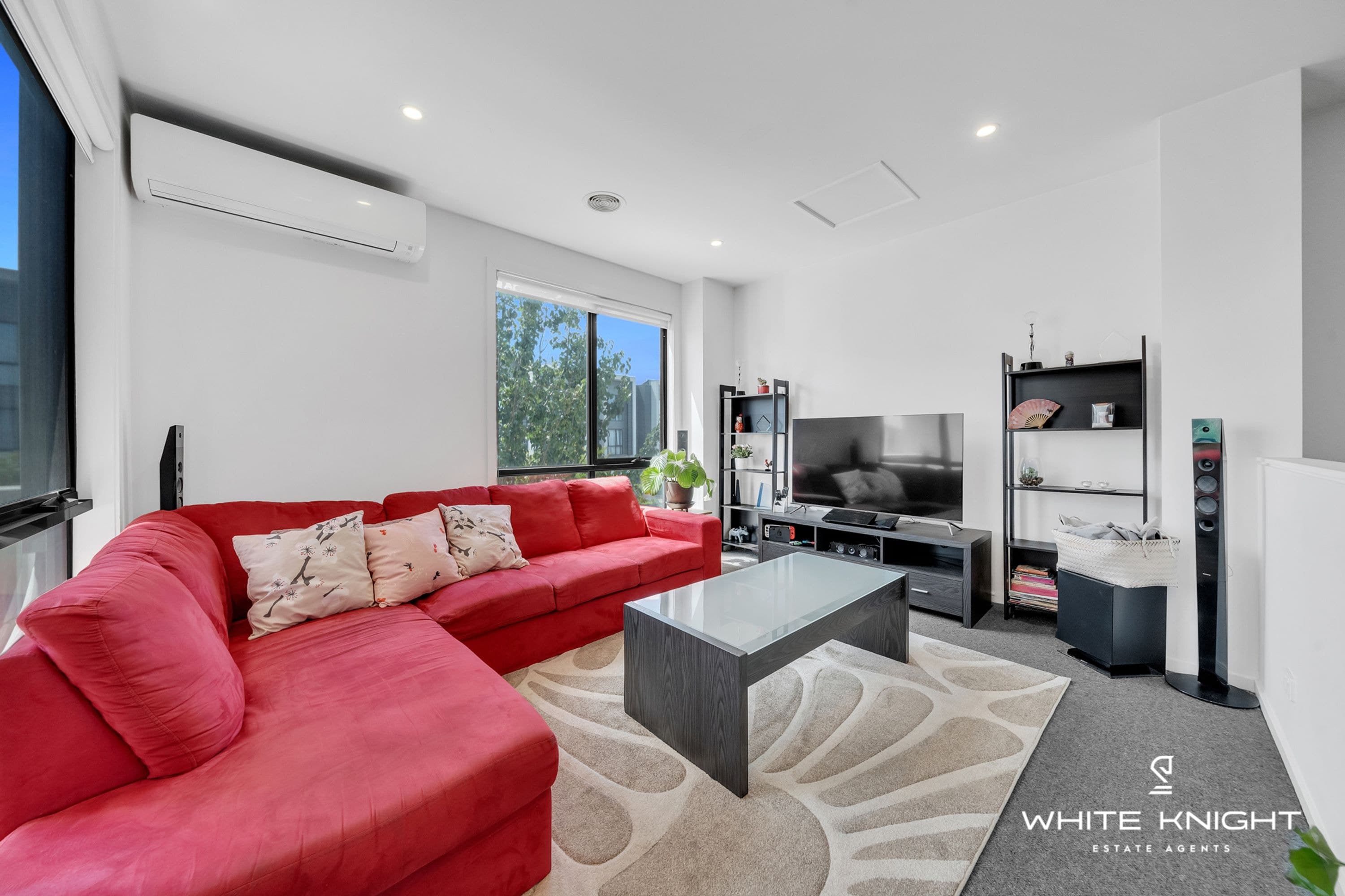 77 Oakden Crescent, St Albans VIC 3021, St Albans - Thumbnail 7