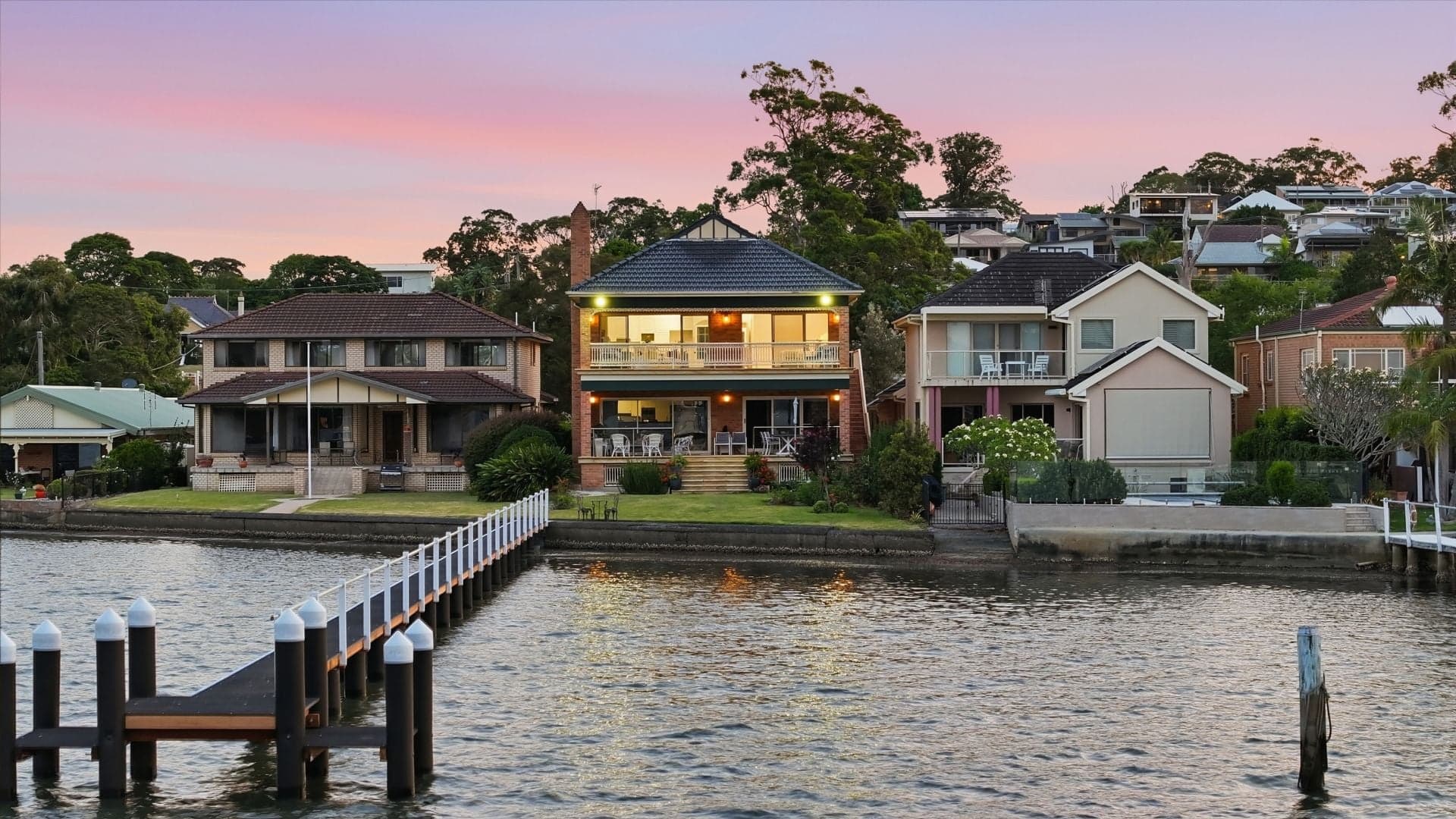 2/7 Steyne Road Saratoga NSW, Saratoga - Image 1