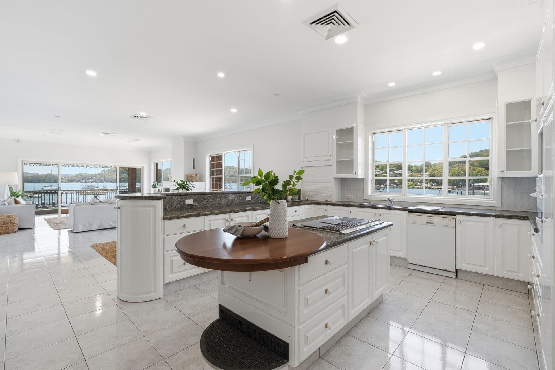 2/7 Steyne Road Saratoga NSW, Saratoga - Thumbnail 8