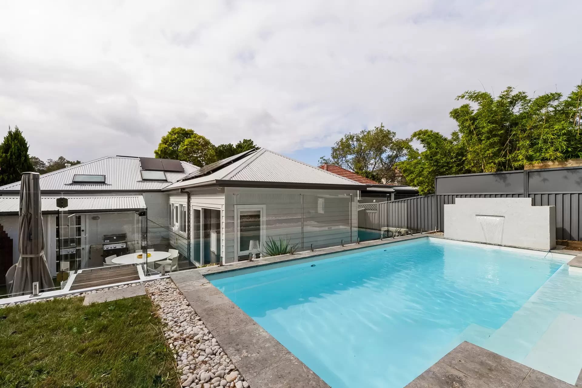 4 Bamboo Avenue, Earlwood - Thumbnail 2