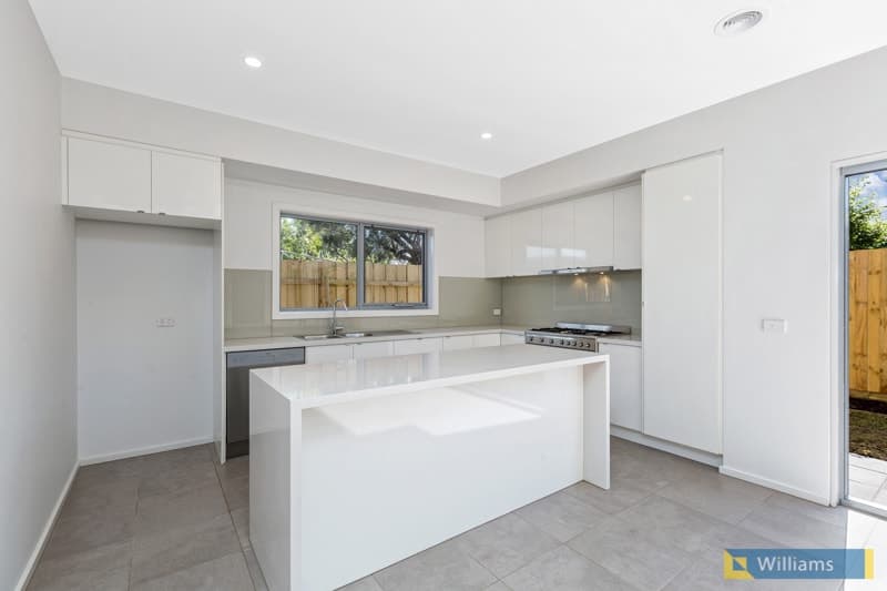 2/6 Galvin Street, Altona - Thumbnail 3